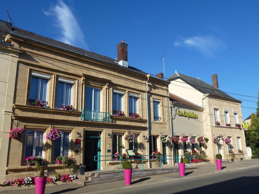 Отель Logis La Sapiniere Remilly-Aillicourt Экстерьер фото